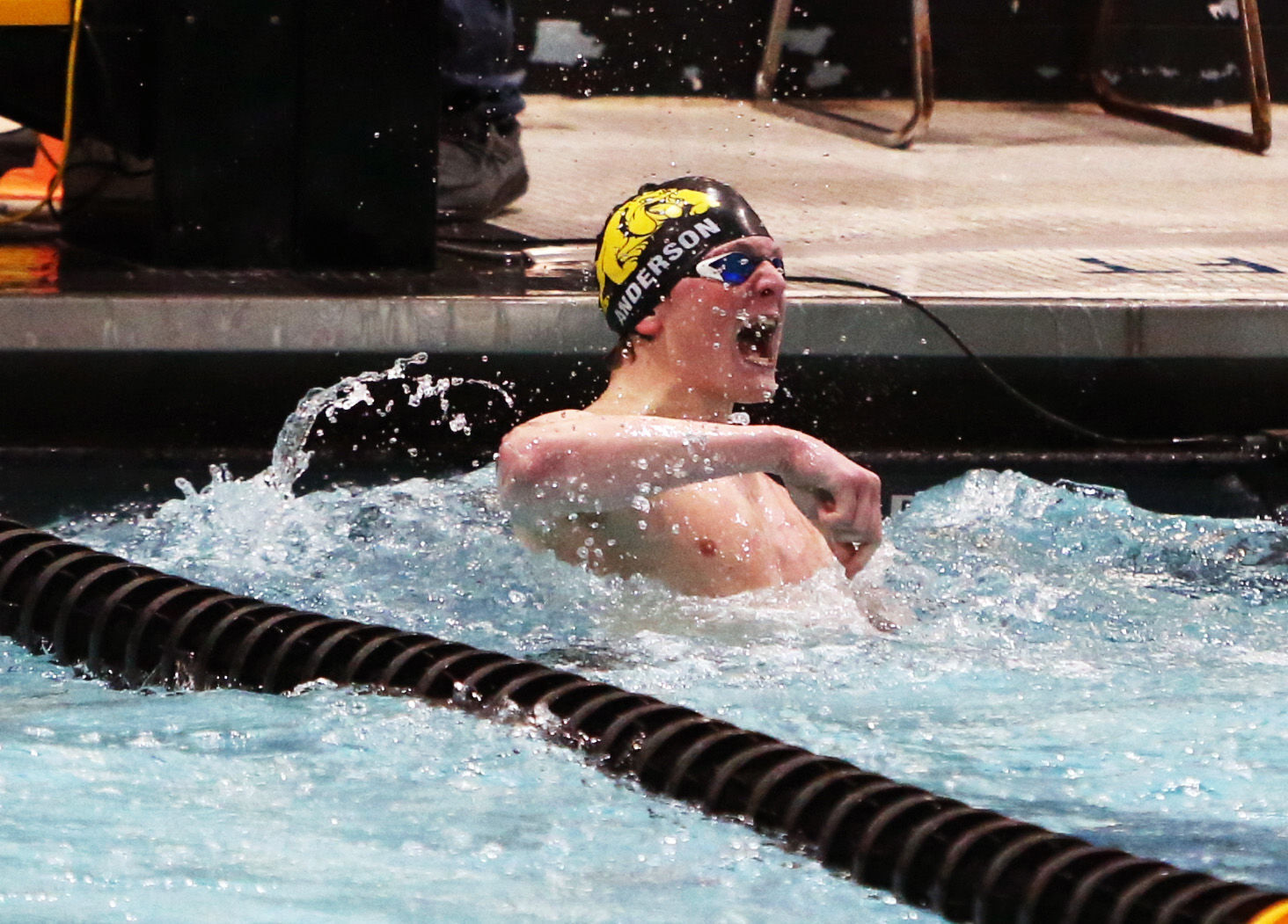 010622-qc-spt-pv-bett swim015.JPG